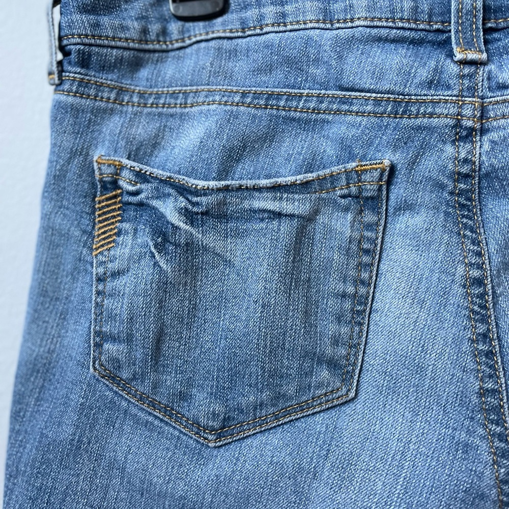 Paige Denim Frayed Hem Light Wash Shirts. Size 28 - Picture 6 of 11